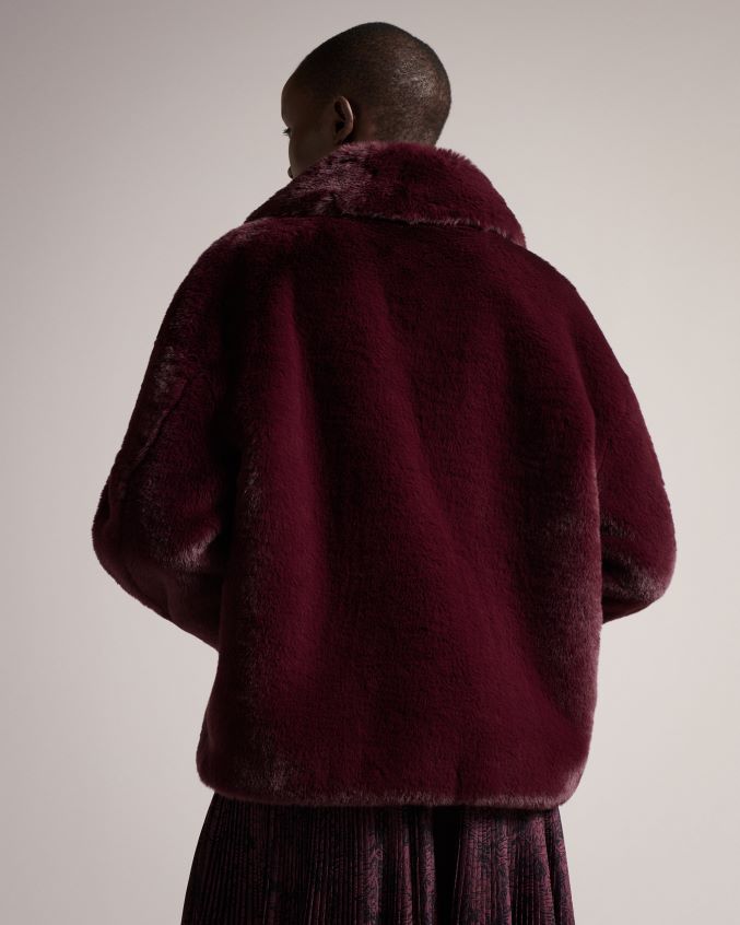 roupas Ted Baker casaco de pele sintética liliam na altura do quadril roxo profundo mulheres 8X6HDF454